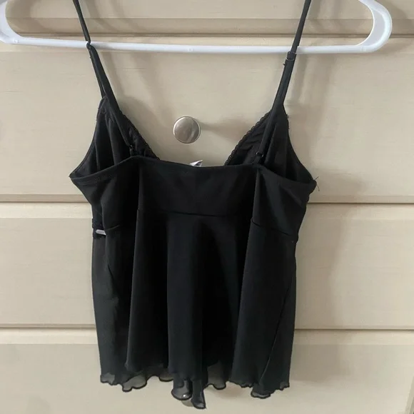 Garage Black and White Top - Picture 3 of 3